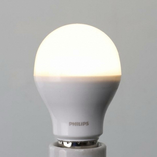 필립스 LED 에센셜 벌브전구 전구색 8W_이미지