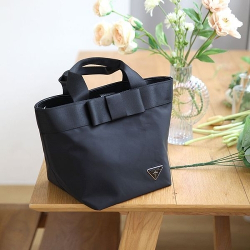 쉬즈마담 A42367 프라하 리본장식 손가방,엄마가방,여성가방