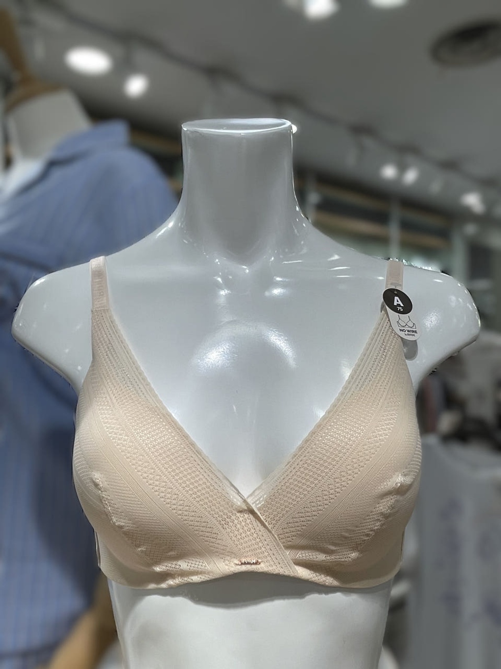 노와이어 여신 브라 예쁜 색상과 무난한 레이스 디자인으로 최고 뒷면 심리스로 밀착력 높고 편한 여성 노와이어브라 레이스브라..