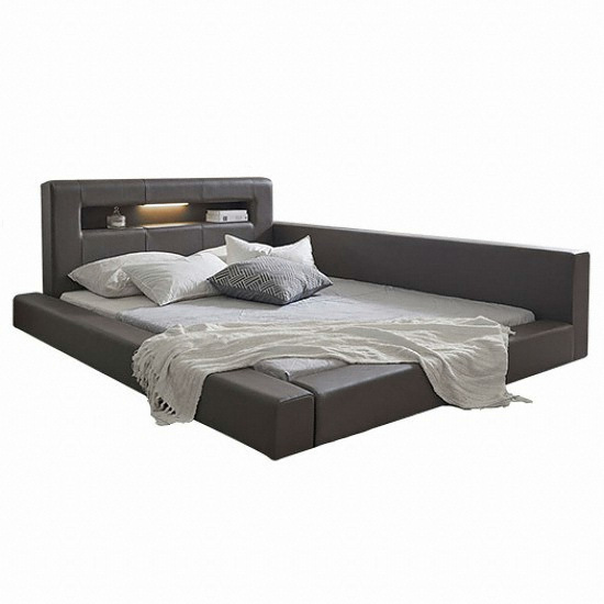 �������� �� ���� ������ LEDħ�� Q