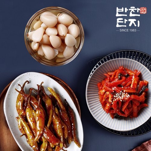 무말랭이1Kg+알마늘1Kg+고추무침1Kg 밑반찬종류 저녁메뉴 반찬가게