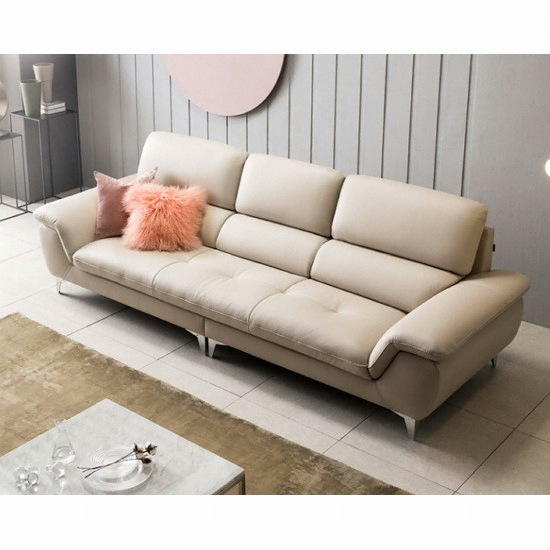 ���ڸ� ������ ����Ʈ ����ū õ������ ���� 4�ο�
