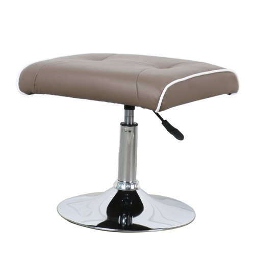 ü��� �繫�� �������� ���� �߹�ħ