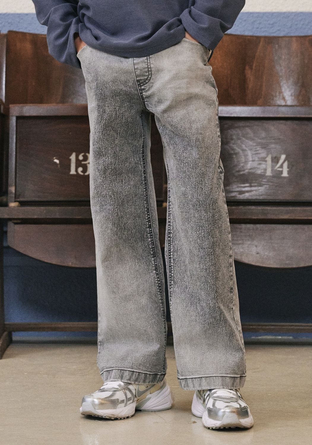 블루테일 레이 사선 워싱 포켓절개 데님 팬츠AAA3PT03GYL