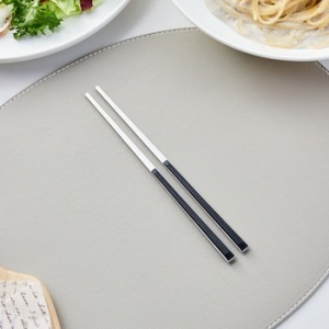 서피니아 우디레이 젓가락 블랙우드