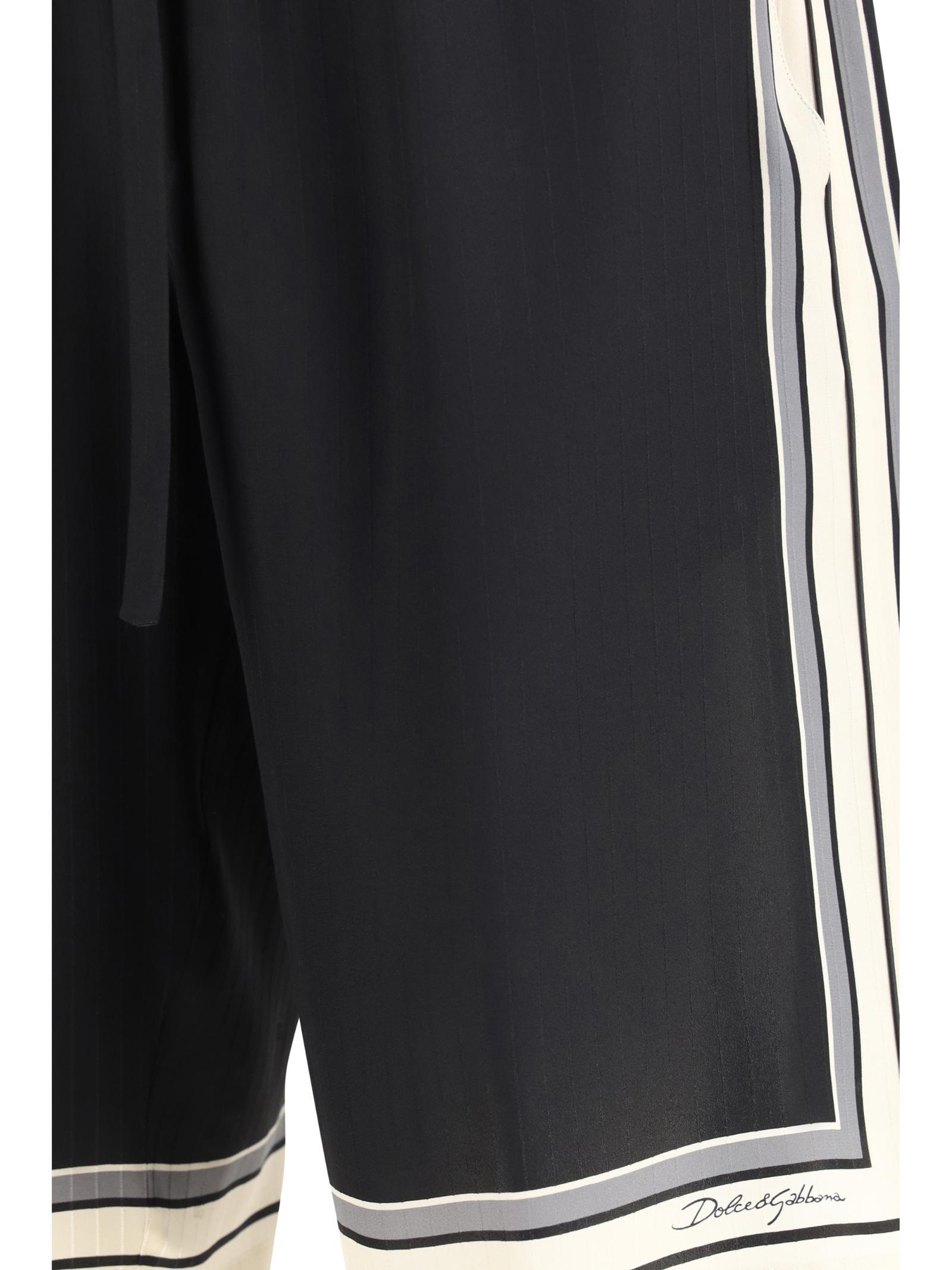 ��ü�ذ��ٳ� GV5MATHI11T HN5WH Drawstring Shorts