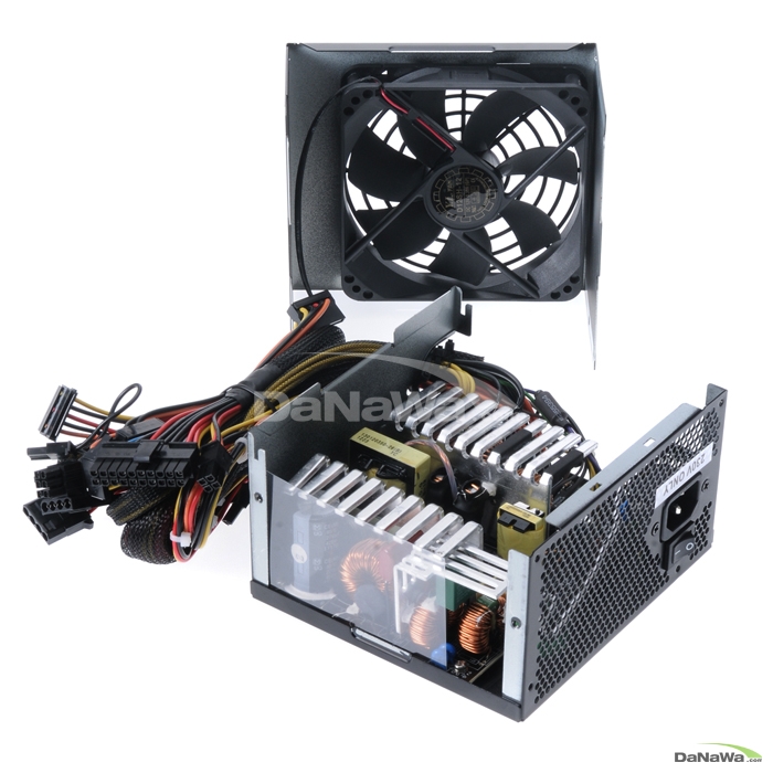 �𷯸����� THUNDER 500W 85�ۼ�Ʈ Active PFC ������̽�