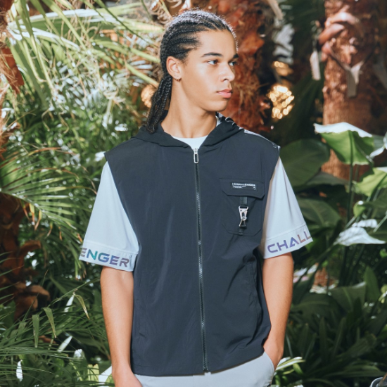 챌린저 삼각고리 가슴포켓 후디 우븐 베스트 CHD2MVT0208BK