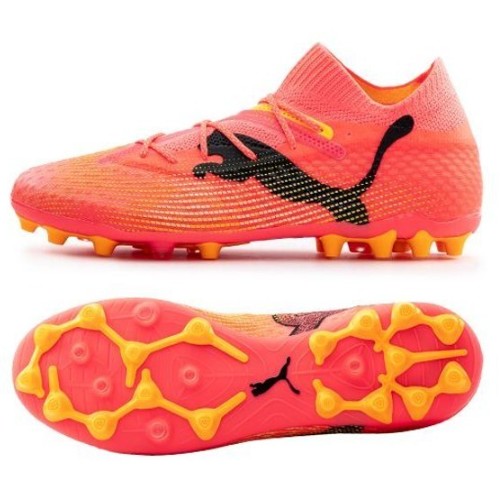 푸마 퓨쳐 7 얼티메이트 MG 107703-03이미지입니다. 누르면 해당 게시물로 새창이동합니다.