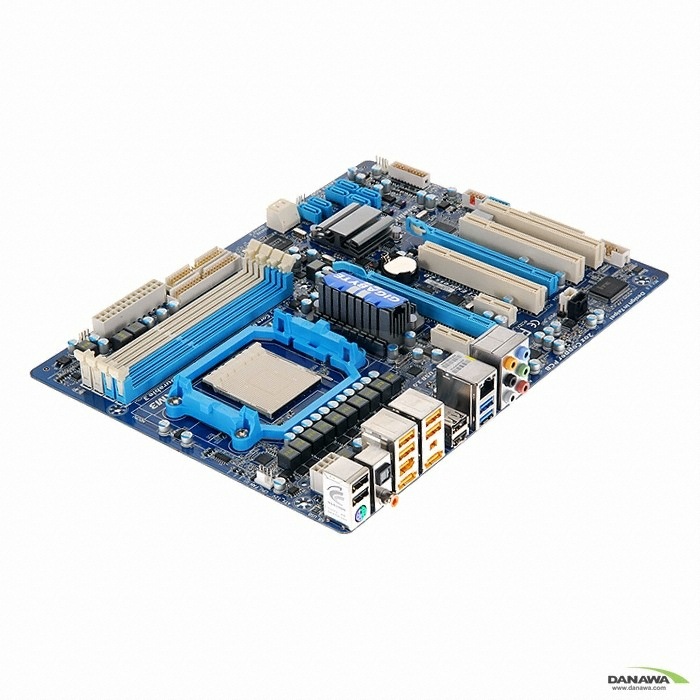 GIGABYTE GA-870A-UD3