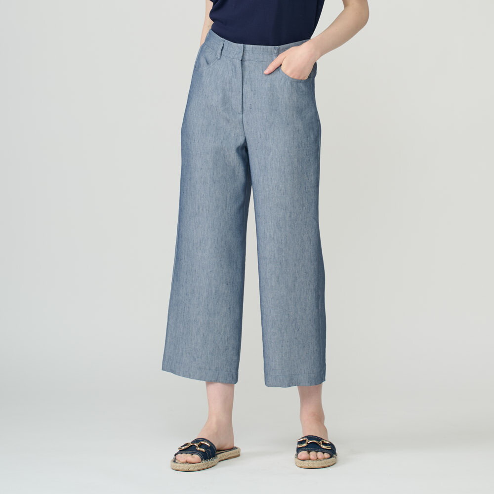BCBG S 뱅크 팬츠 B6M4P385이미지입니다. 누르면 해당 게시물로 새창이동합니다.