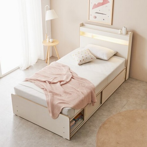 ���������ο����� ���̸��� ���� LED ������ �����̵� ���� ħ�� SS