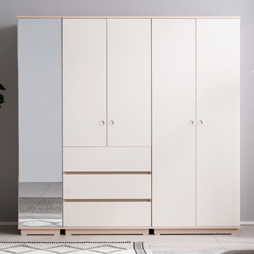 ���ΰ��� ���̺� ũ��� �� ���� ���� 800