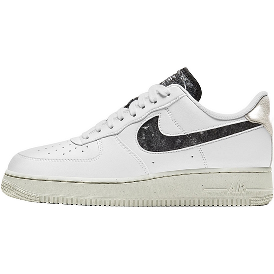 나이키 에어포스 1 07 SE DA6682-100