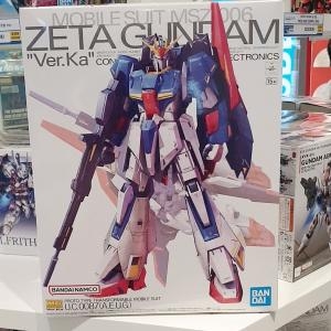 �ݴ��� SPIRITS RG �⵿���� ��Ÿ �Ǵ� MSZ-006 1/144 ������ �÷� �ö�ƽ �� ����