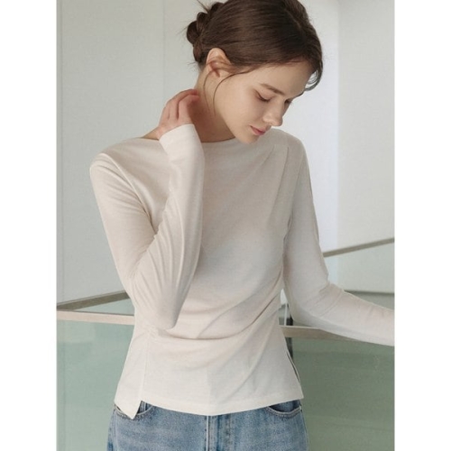 포토리뷰 Boat-neck Soft Drape Shirring T-shirt White AT6TSA018WT 1082546