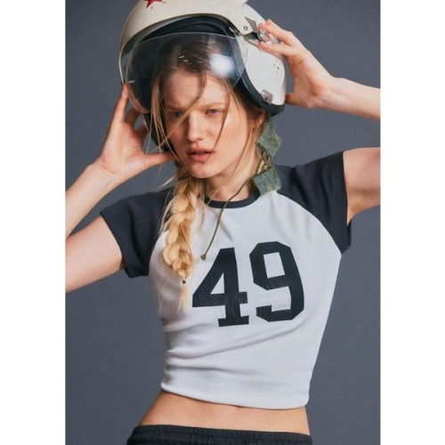 이랜드 후아유 여성 Numbered Raglan T-shirt F WHRAF4893F_s