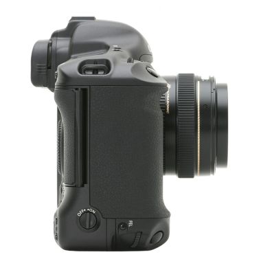 ĳ�� EOS 1Ds Mark II �ٵ�