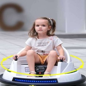 어린이 전기자동차 UFO 원격제어가능 범퍼카