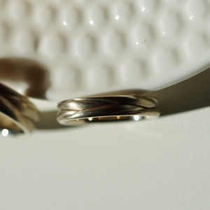 크리스찬디올 소울공방 14k 글라 러스02 S SCH0002W 웨딩밴드 결혼반지이미지입니다. 누르면 해당 게시물로 새창이동합니다.