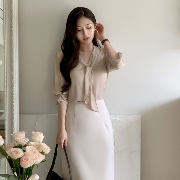 아뜨랑스 격식룩/활용도최고/고급미 엘니아 V넥 타이 7부 소매 블라우스 bs8402