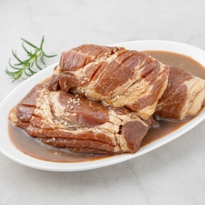 케이프라이드 셰프초이스 칼집돼지왕구이 1kg (1개)이미지입니다. 누르면 해당 게시물로 새창이동합니다.