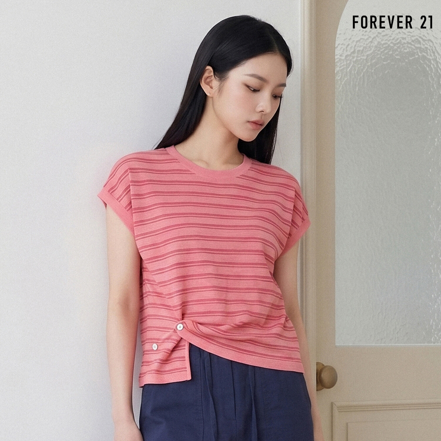 FOREVER21 스트라이프 투웨이 버튼 캡소매 니트 FTDBNT035