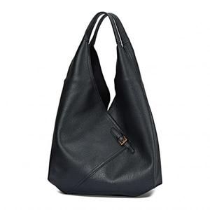 탱커스 페이크 버클 레더 숄더 호보백 TW4AH012L0 737122_이미지