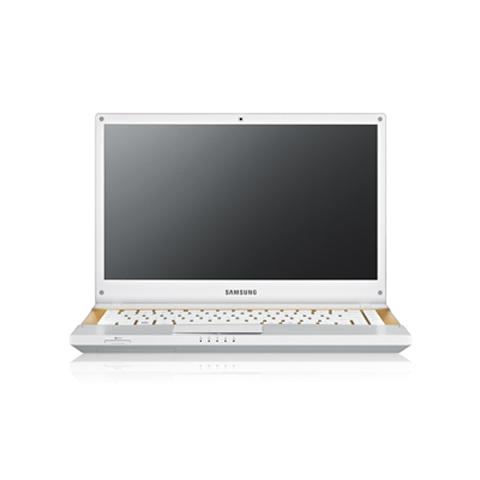 �Ｚ���� �ø���3 NT305V4A-S4EM