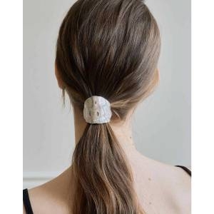 JP클라리쎄 메탈 크러쉬 포니테일 JP-23-265P이미지입니다. 누르면 해당 게시물로 새창이동합니다.