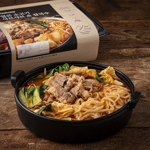 프레시지 얼큰 소고기 샤브샤브 칼국수 1.2kg (1개)_이미지