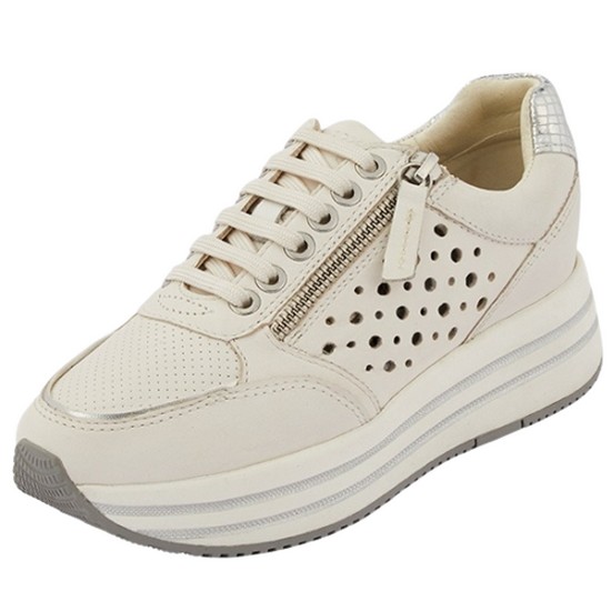 켄시 펀칭 스니커즈