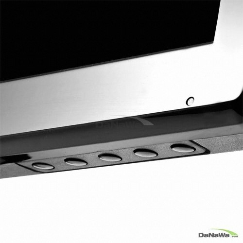 �漺�۷ι��ڸ��� QX2720 LED �̳뺣�̼� ������