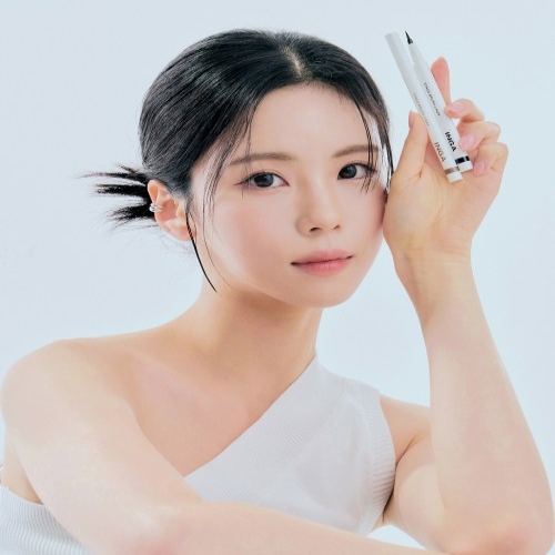 INGA 스테이지 브러쉬 라이너 0.6g (1개)_이미지