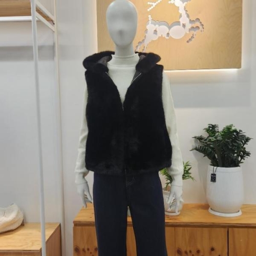 레코브 HC04 인조퍼 후드 베스트 LC61EYVT201 S45027526_이미지