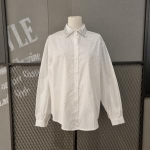르니앤맥코이 여성 큐빅포인트롱셔츠 MM04BL5167HJY
