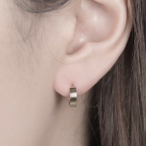14K 와이드심플 링귀걸이 10mm 화이트골드 ECPM4039W_MA