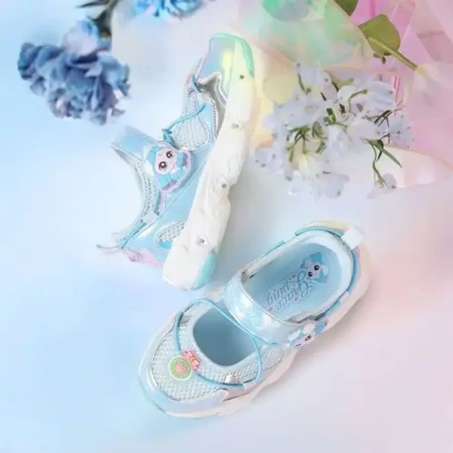 사뿐 LED 메리제인 운동화 핑 0099137 CLB26304 BL이미지입니다. 누르면 해당 게시물로 새창이동합니다.