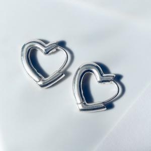 ĳ���� ����ĥ�� ä�� ���� 14kGF ������ ��Ʈ ����ġ �Ͱ��� �ǹ�925 CSER0017