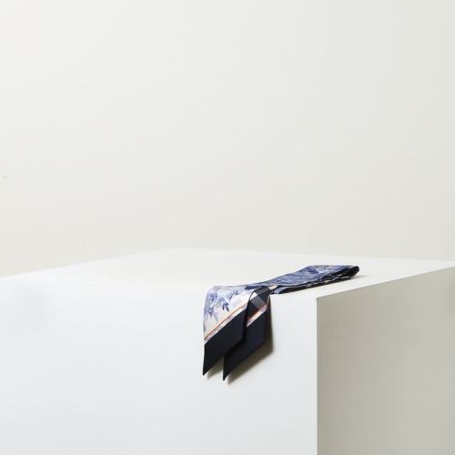 닥스 플라워 프린트 스카프 DLSC5B105N2