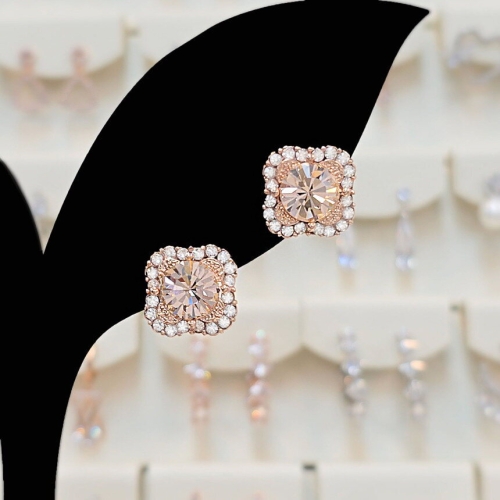 볼라레 피치 오스트리아스톤 은침귀걸이 FP1835