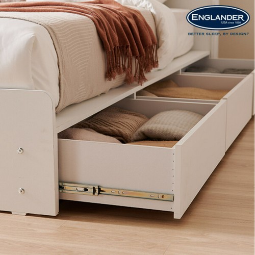 �ױ۷��� ���� �۹ٺ��� ���鳪�� ���� ���� ħ�� K