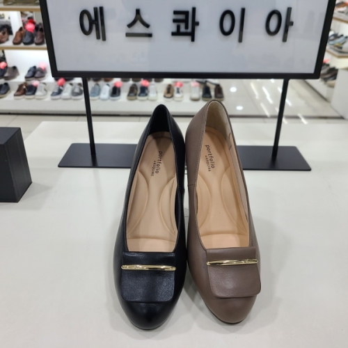 패션그룹형지 에스콰이아 여성 장식 포인트 펌프스 PFAFH802A_이미지
