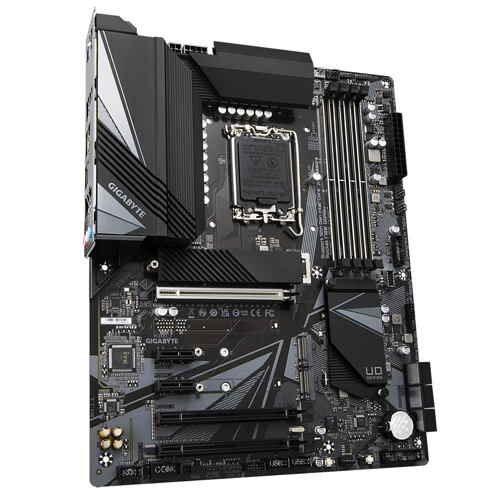 GIGABYTE Z690 UD �Ǿ���Ʈ