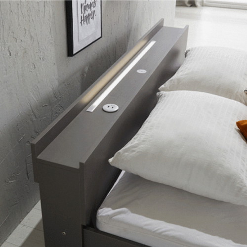 ���ΰ��� ���� USB ������ LEDħ�� Q