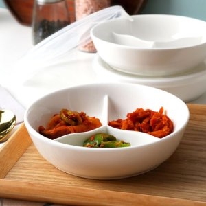 푸코 도자기 3절 나눔접시 반찬통 접시 그릇 뚜껑포함이미지입니다. 누르면 해당 게시물로 새창이동합니다.