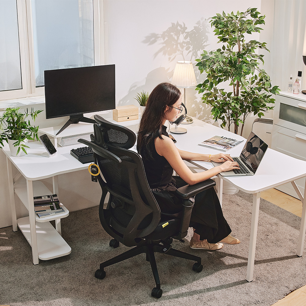 제닉스 ARENA L데스크 프로 ㄱ자코너 책상이미지입니다. 누르면 해당 게시물로 새창이동합니다.