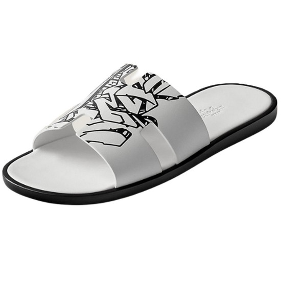 에르메스 이즈미르 그래피티 슬리퍼 H221817Z H11420이미지입니다. 누르면 해당 게시물로 새창이동합니다.