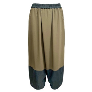 데시데 언발랩 스타일 배색 슬랙스 DPS224이미지입니다. 누르면 해당 게시물로 새창이동합니다.