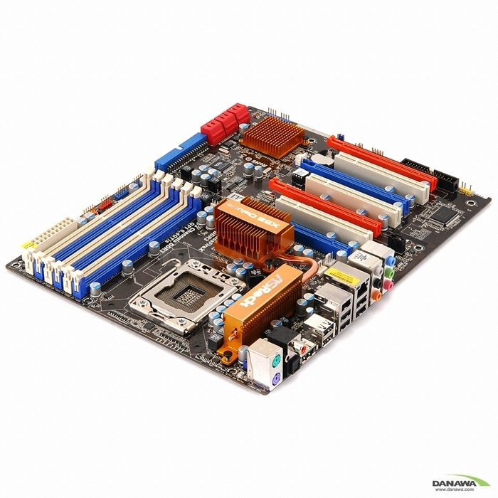 ASRock X58 Deluxe ������